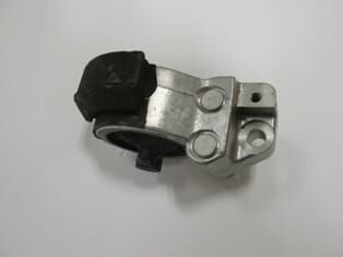 TOYOTA COROLLA- AE92- 88/92; MOTOR TAKOZU SAĞ TRİGER ÖNÜ 1.6CC (DIŞI ALÜMİNYUM OLAN TİP)