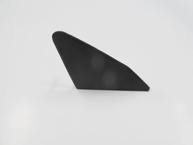 PEUGEOT 308- 08/13; KAPI AYNA MUSKASI SAĞ SİYAH (ÇAMURLUK ÜST ÜÇGEN PLASTİĞİ)