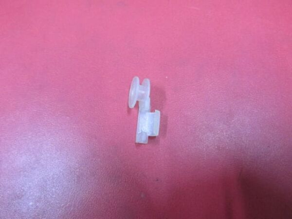 UNIVERSAL UNIVERSAL-; ÖN/ARKA KAPI İÇ AÇMA KOLU KLİPSİ B TİPİ KÜÇÜK TÜM ARAÇLAR İÇİN