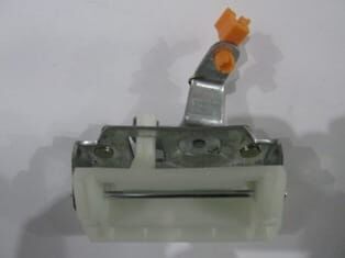 MITSUBISHI PAJERO- 92/97; BAGAJ KAPAĞI AÇMA KOLU BEYAZ (BOYANIR TİP) (HUSHAN)