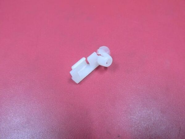 UNIVERSAL UNIVERSAL-; BAGAJ KAPAĞI KİLİT KLİPSİ B TİPİ TÜM ARAÇLAR İÇİN