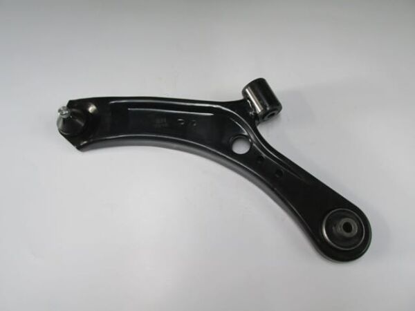 SUZUKI SX4- 07/13; ÖN ALT TABLA SOL ROTİLLİ/BURÇLU (SALINCAK) (SH)