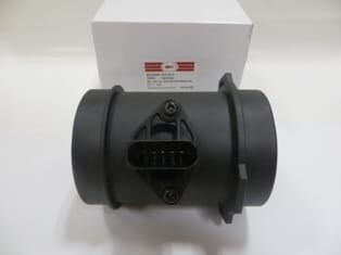 BMW 5 SERI- E39- 96/00; HAVA AKIŞ SENSÖRÜ (DEBİMETRE) 5 FİŞLİ (540İ) (SH)