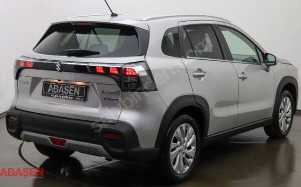 SUZUKI SCROSS- 22/24; ARAÇ BİLGİLERİ VE RESİMLERİ