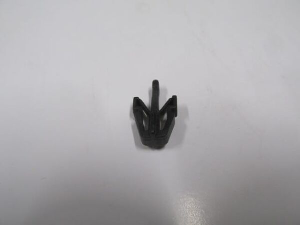 UNIVERSAL UNIVERSAL-; ÖN PANJUR KLİPSİ E TİPİ TÜM ARAÇLAR İÇİN