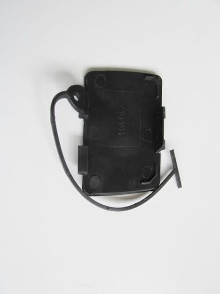 VOLVO S60- 00/04; ÖN TAMPON ÇEKİ DEMİRİ KAPAĞI SİYAH (TYG)