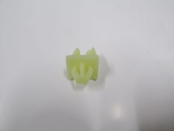 UNIVERSAL UNIVERSAL-; FAR KLİPSİ E TİPİ TÜM ARAÇLAR İÇİN