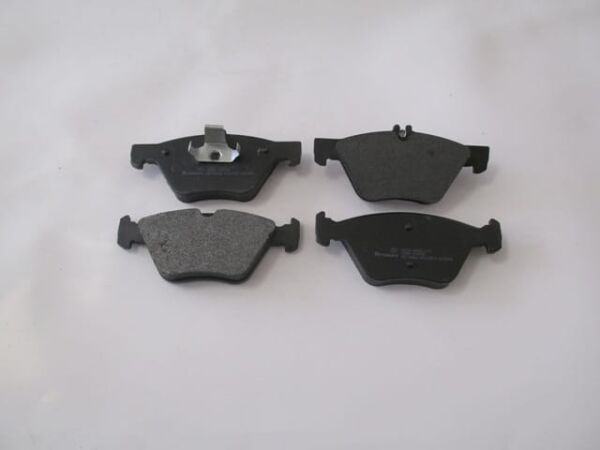 MERCEDES E CLASS- W211- 03/06; ÖN FREN BALATASI(KABLOSUZ)DİSK(155,3X69,3X19,4/156,4X63,9X19,4)BR