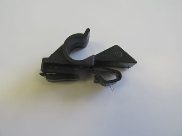 UNIVERSAL UNIVERSAL-; PANDİZOT/PERDE TUTUCU SAĞ (FIAT)