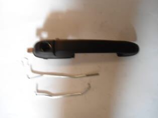 FIAT BRAVA- 97/03; ÖN KAPI DIŞ AÇMA KOLU SAĞ SİYAH (HUSHAN)