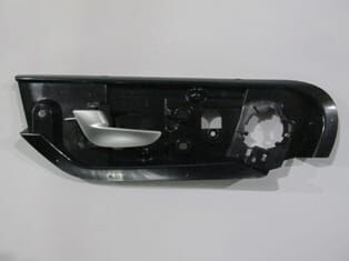 VOLVO S60- 00/04; ÖN KAPI İÇ AÇMA KOLU SOL SİYAH (ELCEĞİ GÜMÜŞ GRİ) (HUSHAN)