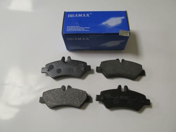 VOLKSWAGEN CRAFTER- 07/17; ARKA FREN BALATASI (KABLOSUZ) (DİSK)(136,88X62,73X18,95)(BRAMAX)