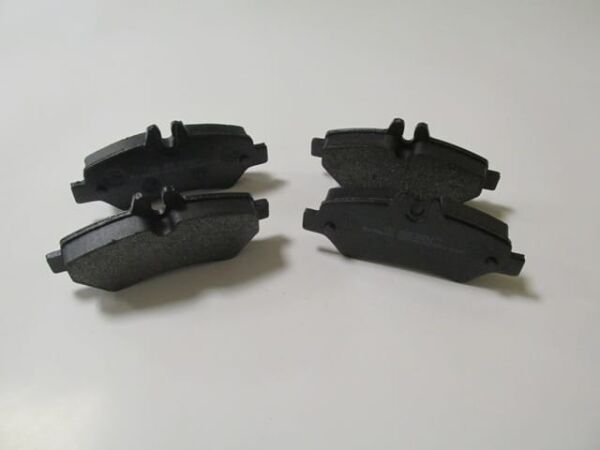 VOLKSWAGEN CRAFTER- 07/17; ARKA FREN BALATASI (KABLOSUZ) (DİSK)(136,88X62,73X18,95)(BRAMAX)