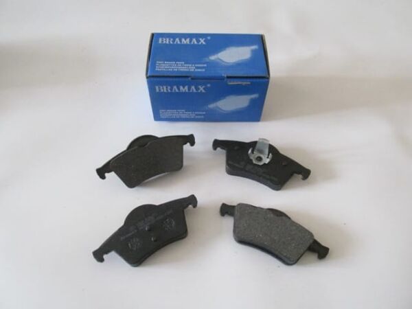 VOLVO S60- 00/04; ARKA FREN BALATASI (KABLOSUZ)(DİSK)(122,7X53,8X16,2/12 3,8X53,8X16,2)(BRAMAX)