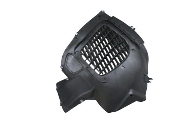 VOLKSWAGEN TOUAREG- 10/17; ÖN ÇAMURLUK DAVLUMBAZI SAĞ ÖNÜN ÖNÜ (TW)