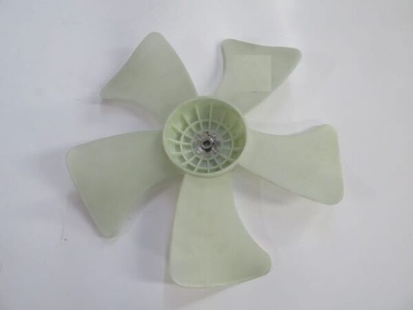 UNIVERSAL UNIVERSAL-; RADYATÖR FAN KANADI 5 BIÇAK