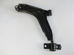 SKODA FELICIA- 99/01; ÖN ALT TABLA SAĞ ROTİLLİ/BURÇLU/TAKOZLU (SALINCAK) (SH)