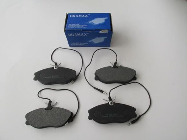 CITROEN XSARA- 98/00; ÖN FREN BALATASI (4 KABLOLU) (DİSK)(130X56,4X19,5)(BRAMAX)