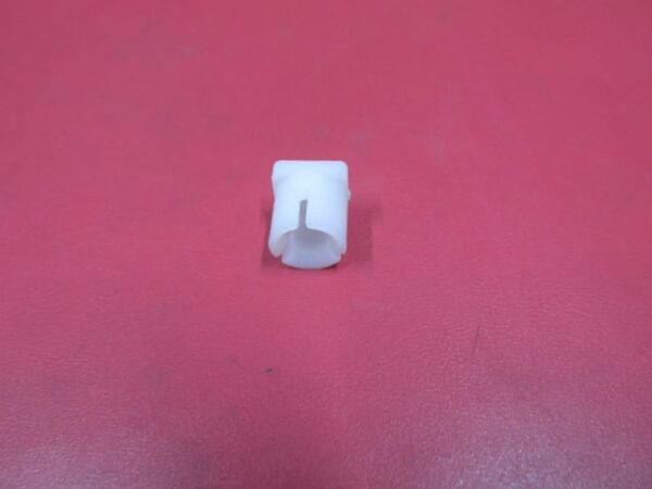 UNIVERSAL UNIVERSAL-; FAR KLİPSİ TÜM ARAÇLAR İÇİN