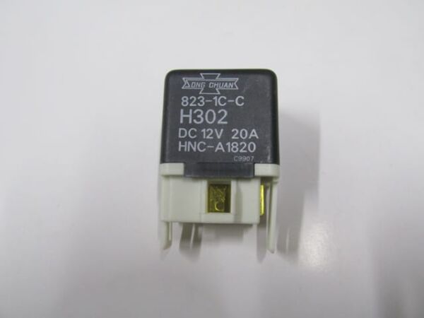 UNIVERSAL UNIVERSAL-; ROLE (5 UÇLU) SİYAH (H302 TİPİ)TÜM JAPON/KORE ARAÇLAR İÇİN