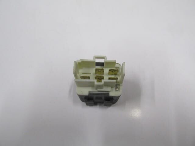 UNIVERSAL UNIVERSAL-; ROLE (5 UÇLU) SİYAH (H271 TİPİ) TÜM JAPON/KORE ARAÇLAR İÇİN