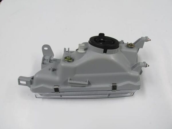 TOYOTA COROLLA- AE101- 93/98; MODİFİYE FAR LAMBASI SAĞ (ŞEFFAF CAMLI NİKELAJLI) H4 (KOTO)