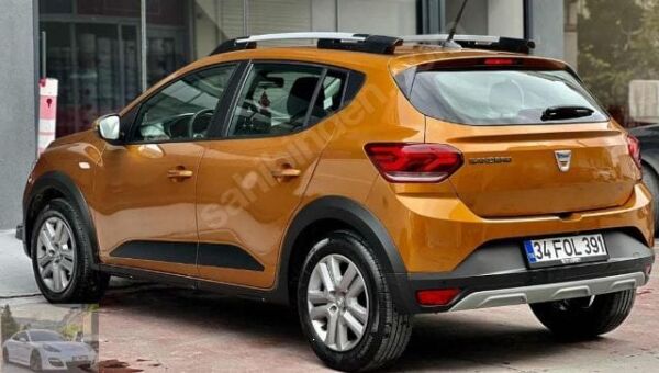 DACIA SANDERO STEPWAY- 21/25; ARAÇ BİLGİLERİ VE RESİMLERİ
