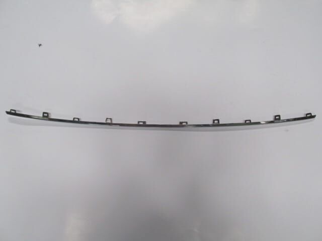 SKODA OCTAVIA- 17/19; ÖN TAMPON PANJURU NİKELAJ ÇITASI ORTA (TW-Y)