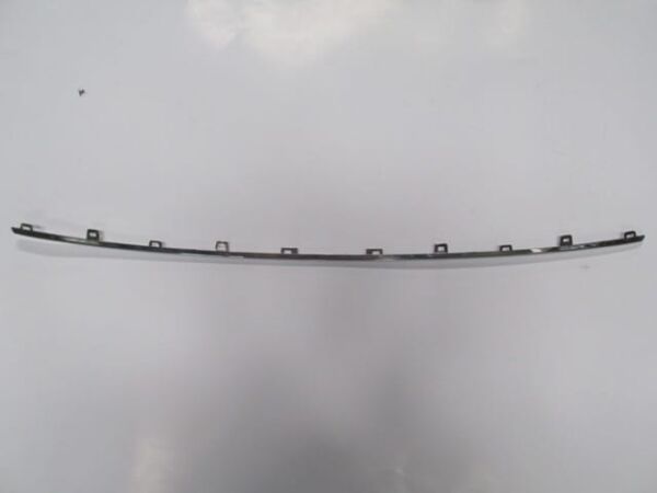 SKODA OCTAVIA- 17/19; ÖN TAMPON PANJURU NİKELAJ ÇITASI ORTA (TW-Y)