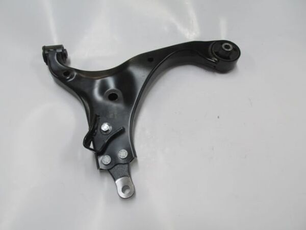 HYUNDAI I30- 07/12; ÖN ALT TABLA SAĞ (SALINCAK) (SH)