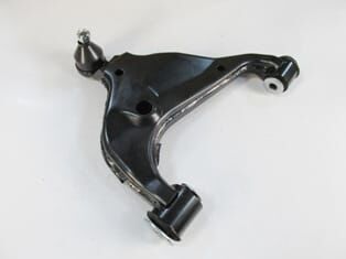 TOYOTA HILUX- PICK UP VIGO- 05/11; ÖN ALT TABLA SAĞ 4X4 (BURÇLU/ROTİLLİ)(SALINCAK) (SH)