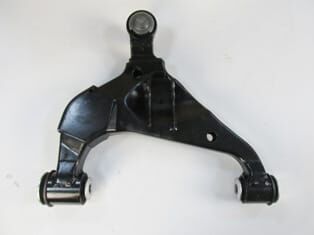 TOYOTA HILUX- PICK UP VIGO- 05/11; ÖN ALT TABLA SOL 4X4 (BURÇLU/ROTİLLİ)(SALINCAK) (SH)