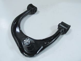 TOYOTA HILUX- PICK UP VIGO- 05/11; ÖN ÜST TABLA SAĞ 4X4 (BURÇLU/ROTİLLİ)(SALINCAK) (SH)