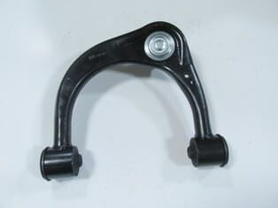 TOYOTA HILUX- PICK UP VIGO- 05/11; ÖN ÜST TABLA SAĞ 4X4 (BURÇLU/ROTİLLİ)(SALINCAK) (SH)