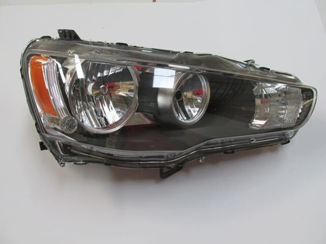 MITSUBISHI LANCER- 08/16; FAR LAMBASI SAĞ MANUEL SARI REFLEKTÖRLÜ (HB4/HB3) (CASP)