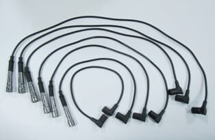 MERCEDES E CLASS- W123- 77/85; BUJİ KABLOSU TAKIM (12V)(280 KASA M110)2.8 cc (YOW JUNG)