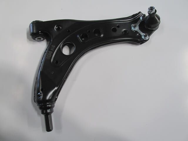 SKODA FABIA- 01/07; ÖN ALT TABLA SAĞ ROTİLLİ/BURÇLU (SALINCAK) (SH)