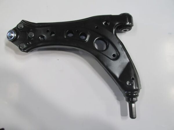 SKODA FABIA- 01/07; ÖN ALT TABLA SAĞ ROTİLLİ/BURÇLU (SALINCAK) (SH)