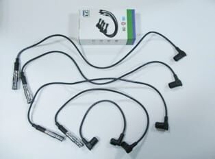 MERCEDES E CLASS- W123- 80/85; BUJİ KABLOSU TAKIM (8V)(200 KASA M102)2.0/2.3 CC (YOW JUNG)