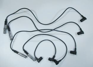 MERCEDES E CLASS- W123- 80/85; BUJİ KABLOSU TAKIM (8V)(200 KASA M102)2.0/2.3 CC (YOW JUNG)