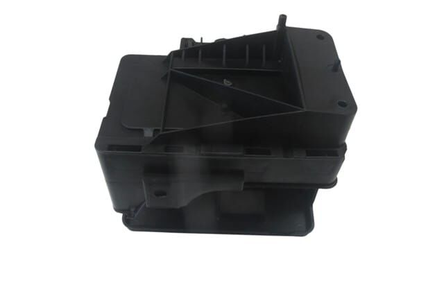 FORD FOCUS- SD/HB- 98/05; AKÜ KORUYUCU PLASTİĞİ GÖVDESİ KOMPLE (2 PARÇA)