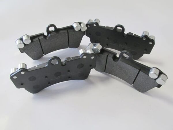 AUDI Q7- 06/14; ÖN FREN BALATASI 3,0TDI/3,0TFSI/4,2FSI/4,2TDI(KABLOSUZ)(DİSK)190x106.3x15.9)(BRA