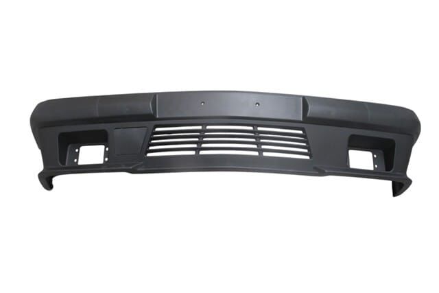 MERCEDES E CLASS- W124- 85/93; ÖN TAMPON SİYAH (BANDLI/ÇEKİ DEMİR KAPAKLI)(SİS DELİKLİ)(AMG)