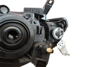 MITSUBISHI L200- PICK UP- 06/09; FAR LAMBASI SAĞ ELEKTRİKLİ/MOTORLU (SARI SİNYALLİ) (H4)