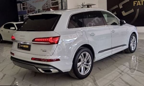 AUDI Q7- 20/25; ARAÇ BİLGİLERİ VE RESİMLERİ