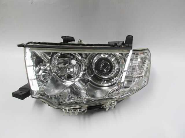 MITSUBISHI L200- PICK UP- 10/15; FAR LAMBASI SOL MANUEL/MERCEKLİ (DEPO)