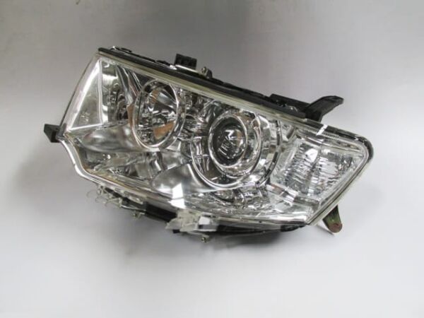 MITSUBISHI L200- PICK UP- 10/15; FAR LAMBASI SOL MANUEL/MERCEKLİ (DEPO)