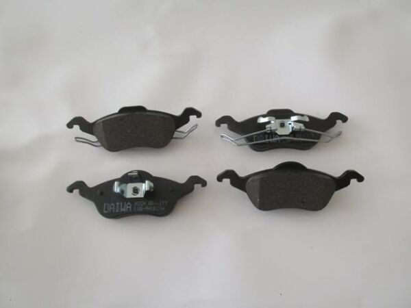 FORD FOCUS- SD/HB- 98/05; ÖN FREN BALATASI 1,4/1,6/1,8/2,0 (DİSK) (178X58,5X18/178X60,6X18) (BRA