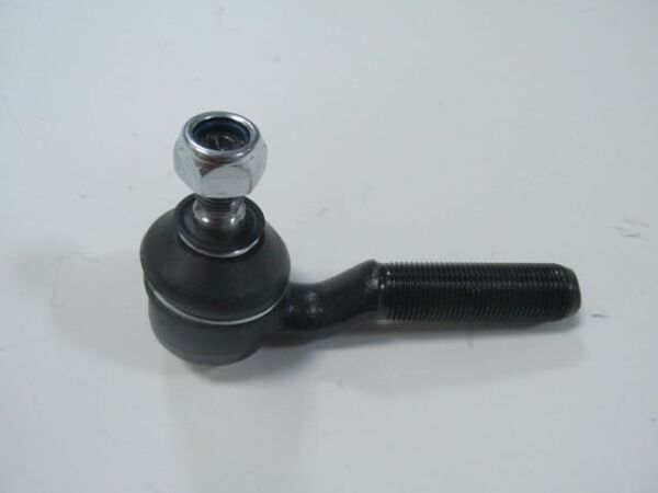 NISSAN PICK UP- D21- 89/97; ROT BAŞI DIŞ SAĞ/SOL AYNI (ADET)(4X2)(GRASÖR DELİKLİ)(SH)