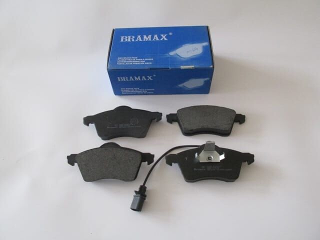 VOLKSWAGEN TRANSPORTER- T4- 96/01; ÖN FREN BALATASI 1,9/2,4/2.5(KABLOLU)DİSK)156,4X68,8X19,90)BR